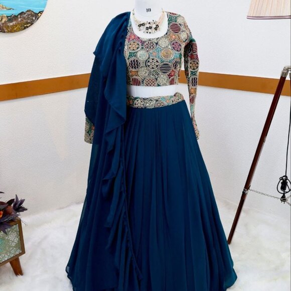 Fox Georgette -- FABRIC - Picture 7 of 12